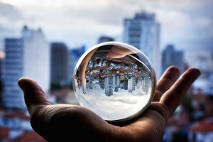 （圖片來淡：http://www.wakingtimes.com/2015/01/24/5-things-prove-live-upside-world/）